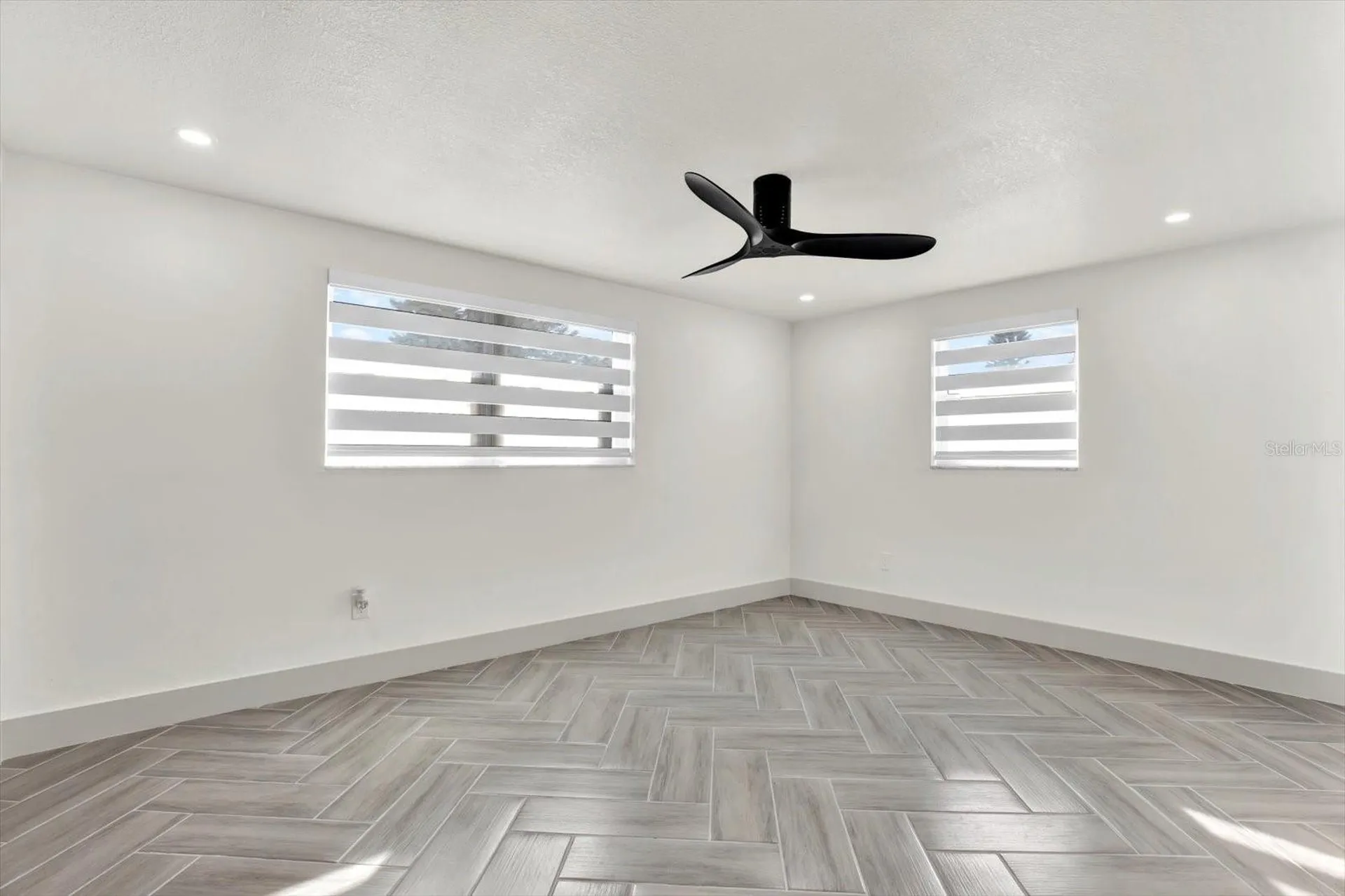 4745 Guardian Avenue Holiday FL 34690
