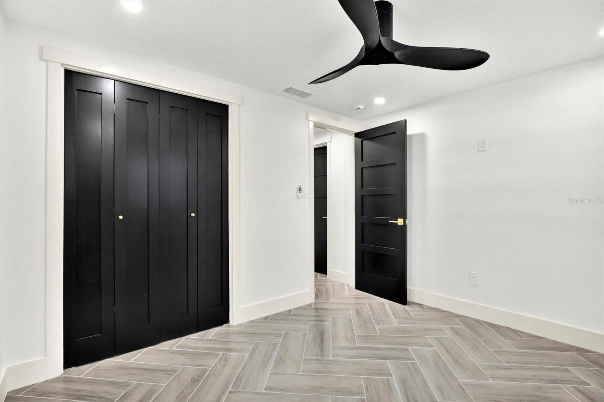 4745 Guardian Avenue Holiday FL 34690