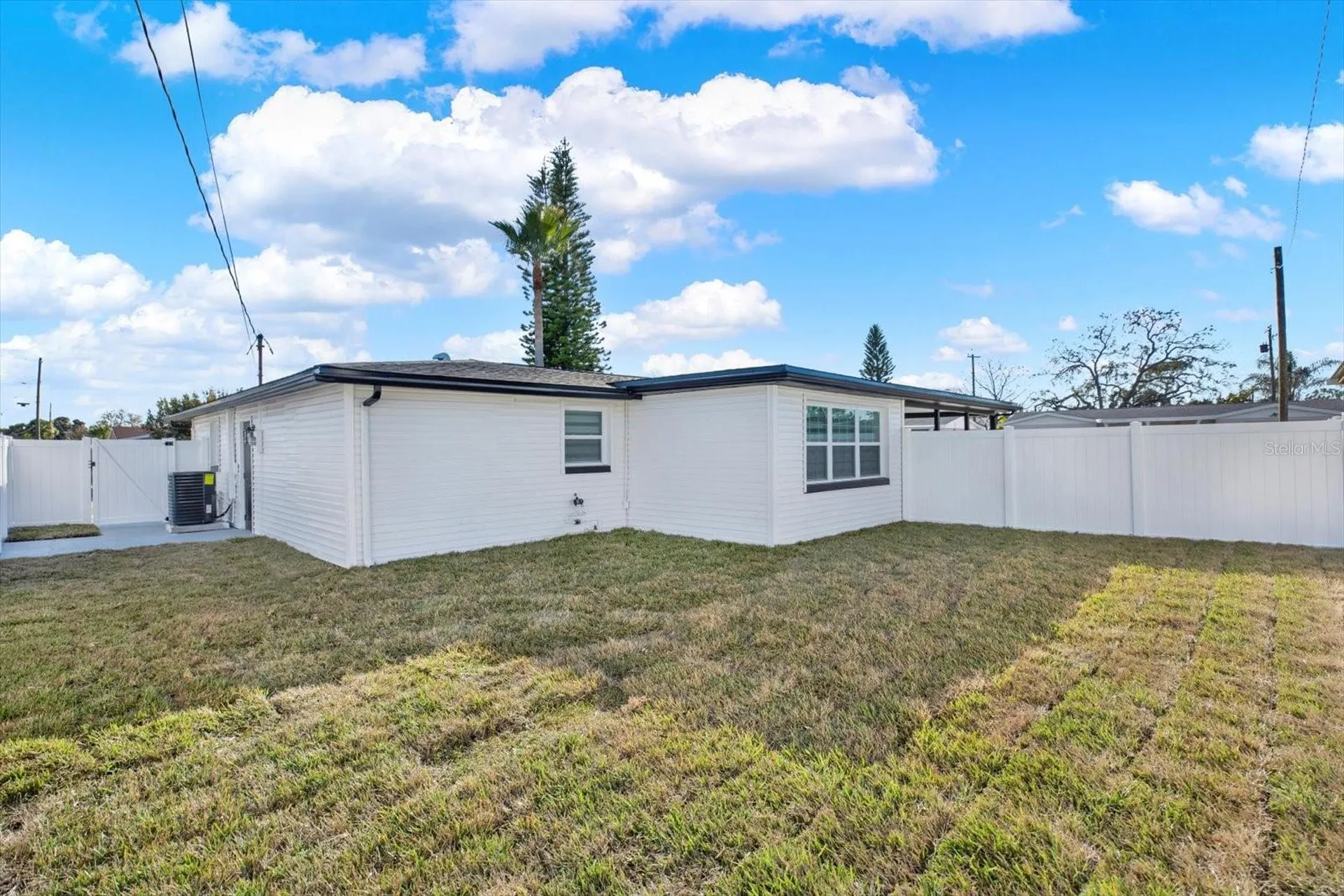 4745 Guardian Avenue Holiday FL 34690