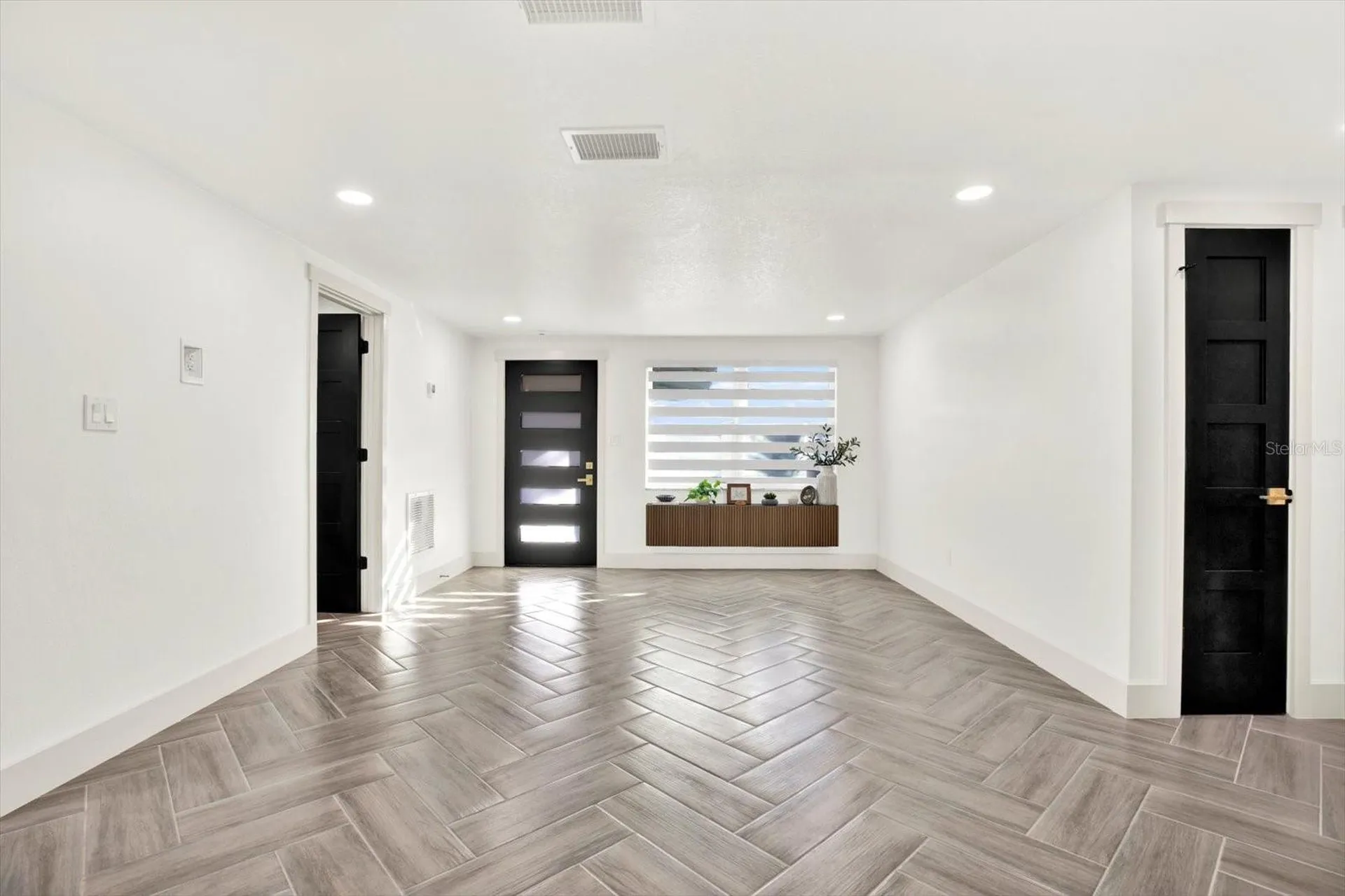 4745 Guardian Avenue Holiday FL 34690