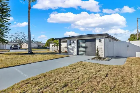 4745 Guardian Avenue Holiday FL 34690