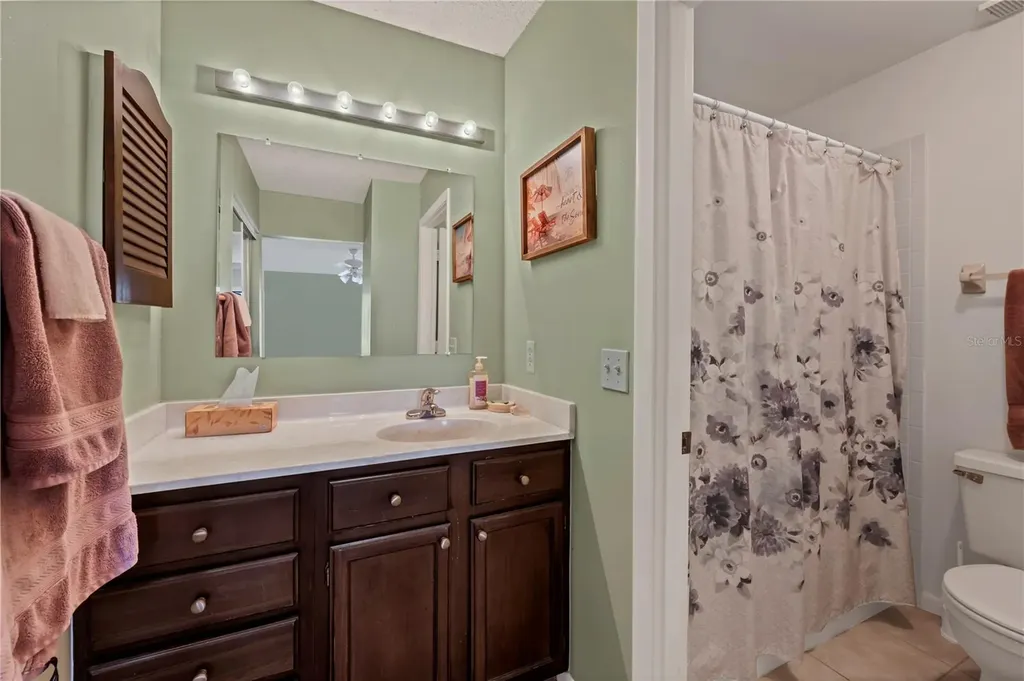 5205 Lake Village Drive Sarasota FL 34235