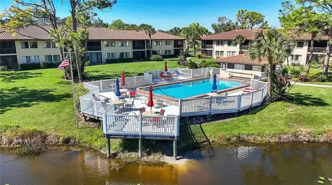 5205 Lake Village Drive Sarasota FL 34235