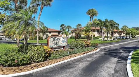 5205 Lake Village Drive Sarasota FL 34235