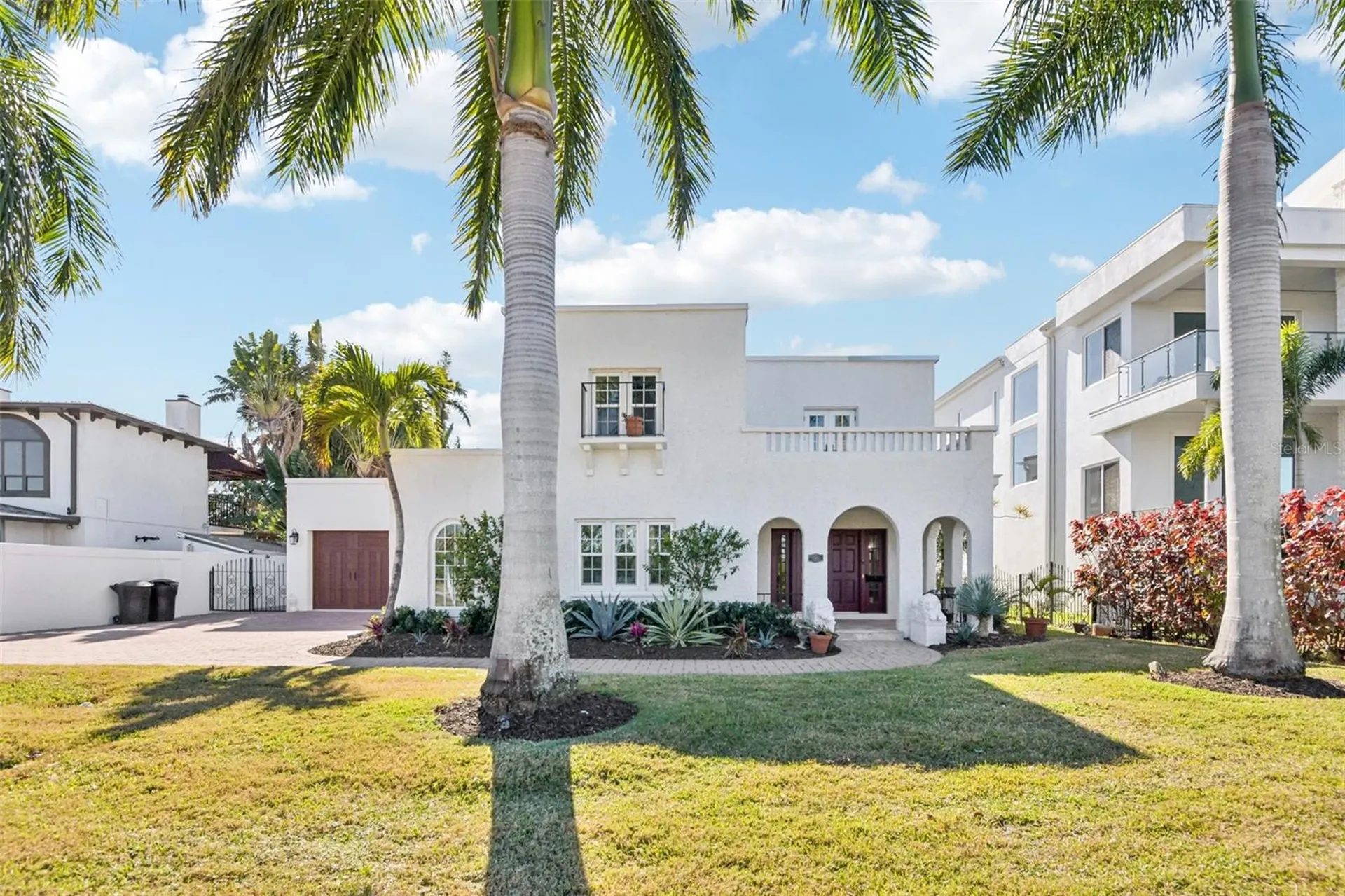 104 Palmera Boulevard NE St Petersburg FL 33704