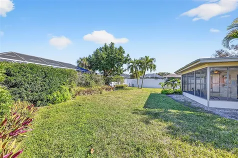 6812 19th Avenue W Bradenton FL 34209