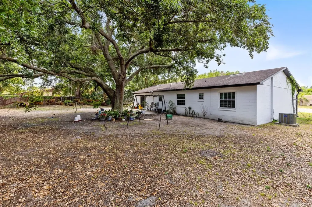 7741 Pine Hollow Court Orlando FL 32822