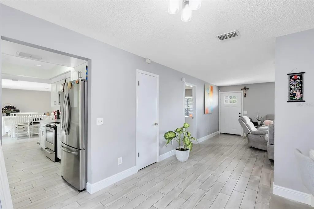 7741 Pine Hollow Court Orlando FL 32822