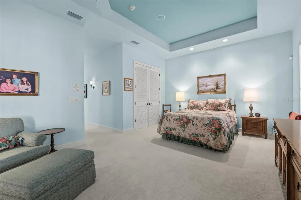 4939 Peregrine Point Way Sarasota FL 34231