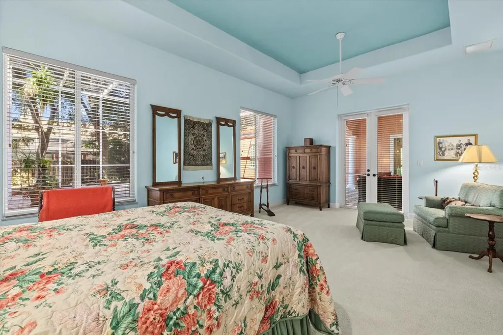 4939 Peregrine Point Way Sarasota FL 34231