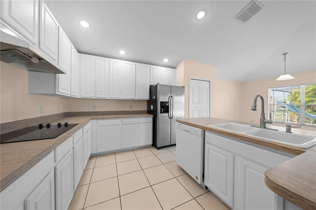 1020 Golf Course Parkway Davenport FL 33837