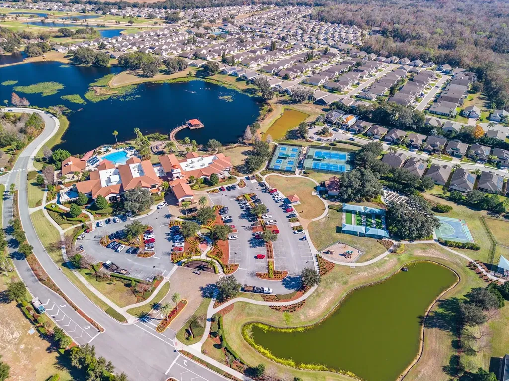 1020 Golf Course Parkway Davenport FL 33837