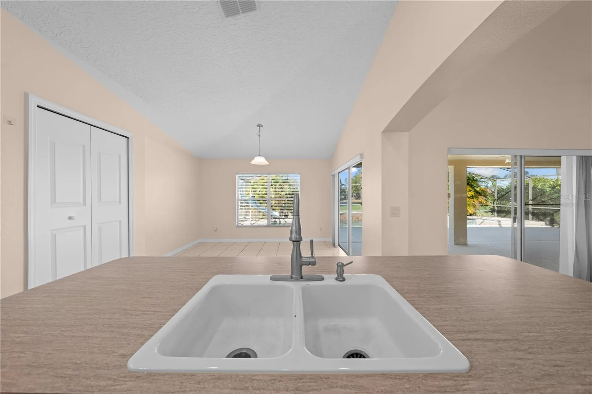 1020 Golf Course Parkway Davenport FL 33837