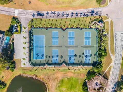 1020 Golf Course Parkway Davenport FL 33837