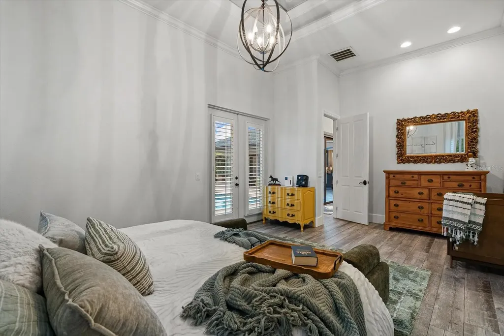 5301 Saddle Oak Trail Sarasota FL 34241