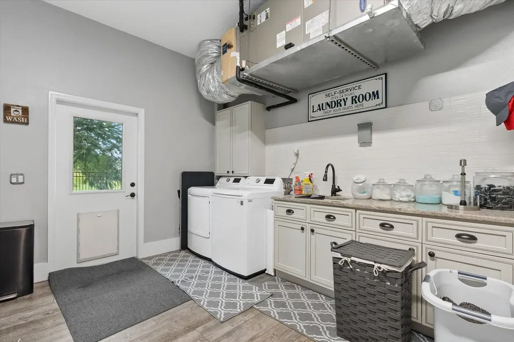 5301 Saddle Oak Trail Sarasota FL 34241