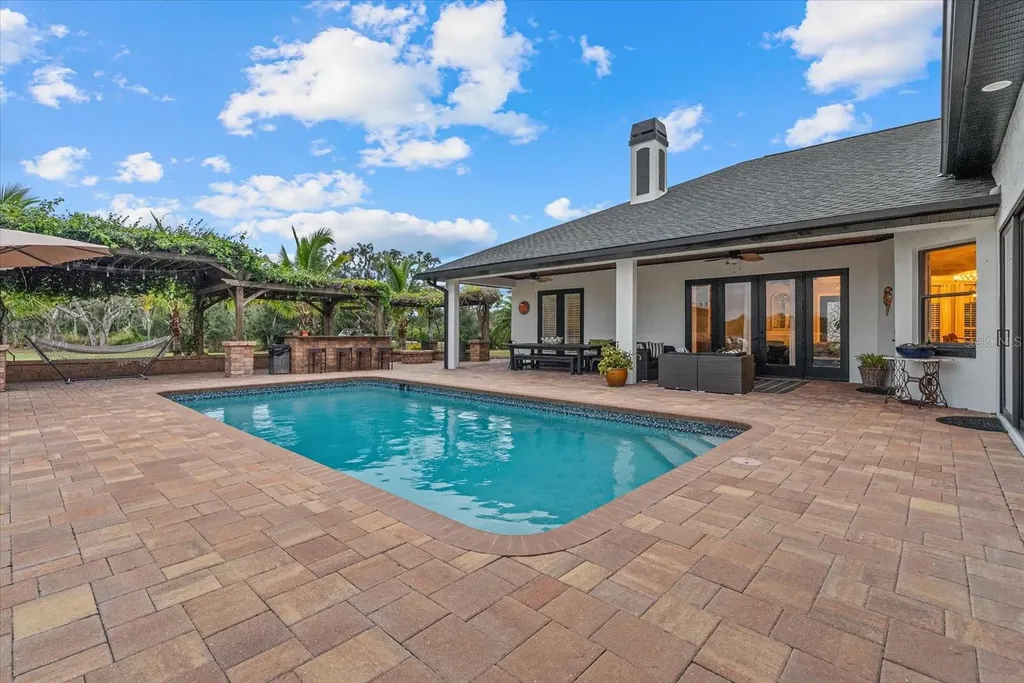 5301 Saddle Oak Trail Sarasota FL 34241