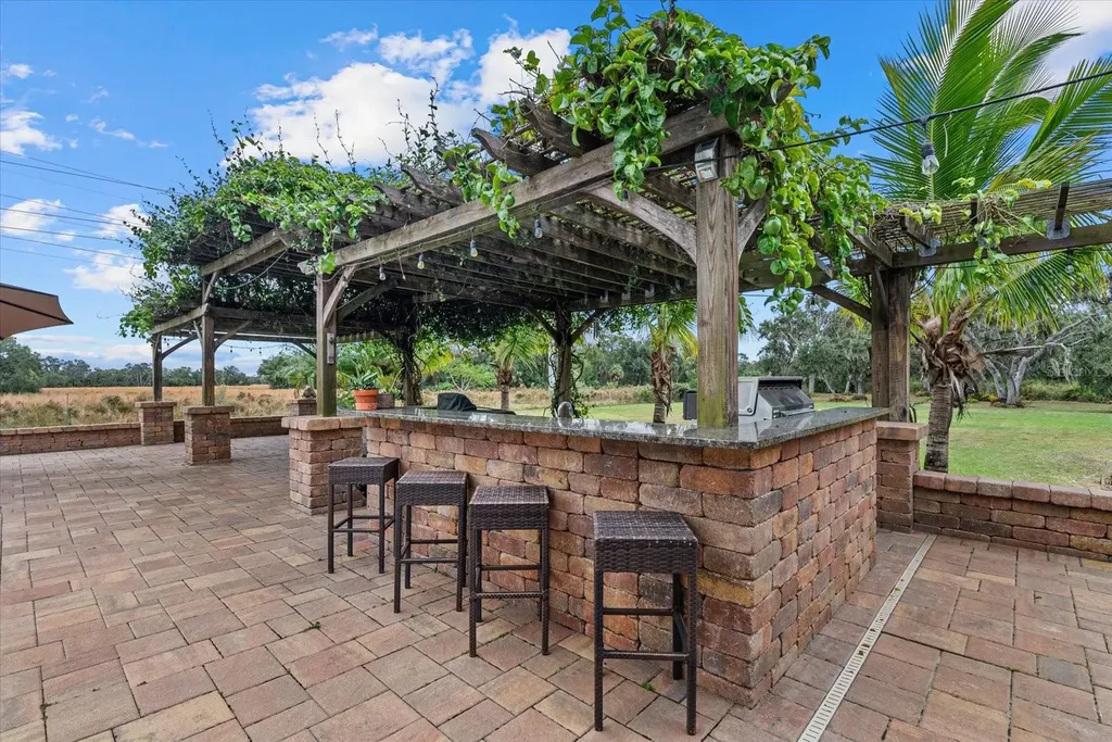 5301 Saddle Oak Trail Sarasota FL 34241