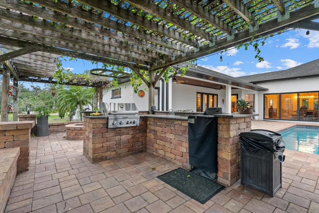 5301 Saddle Oak Trail Sarasota FL 34241