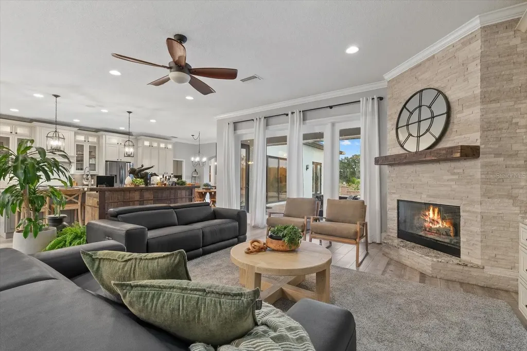 5301 Saddle Oak Trail Sarasota FL 34241