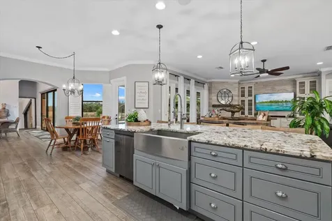 5301 Saddle Oak Trail Sarasota FL 34241