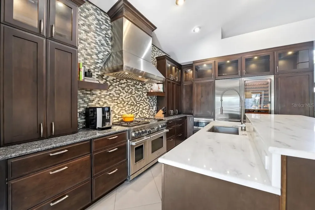 648 Santa Maria Drive Tierra Verde FL 33715