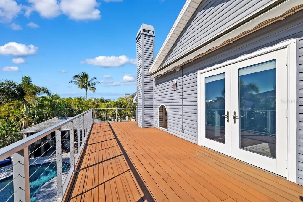 648 Santa Maria Drive Tierra Verde FL 33715