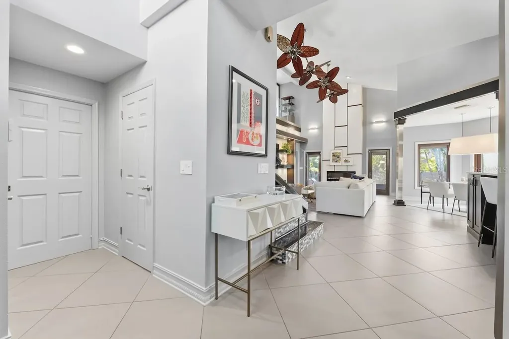 648 Santa Maria Drive Tierra Verde FL 33715