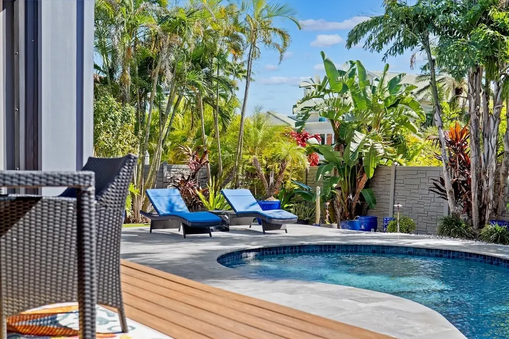 648 Santa Maria Drive Tierra Verde FL 33715