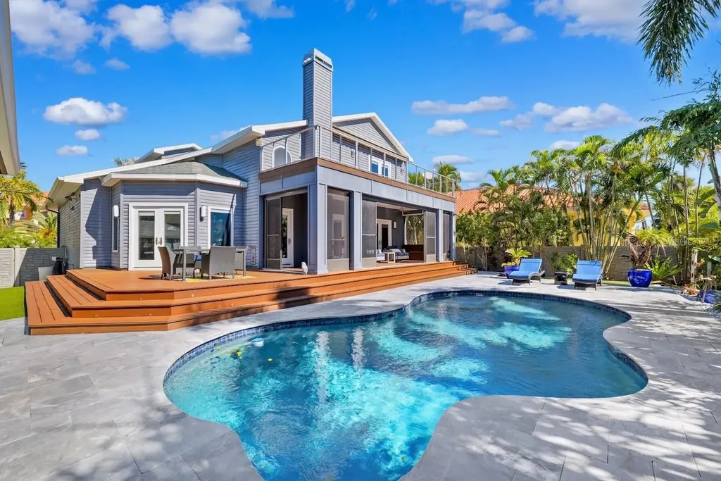 648 Santa Maria Drive Tierra Verde FL 33715