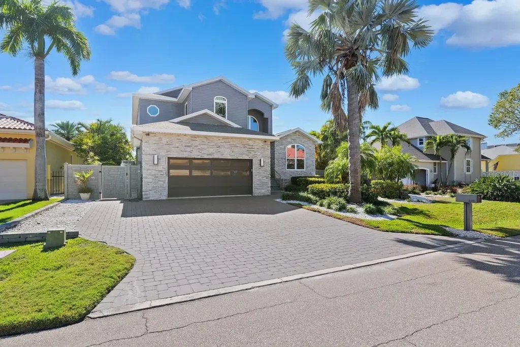648 Santa Maria Drive Tierra Verde FL 33715