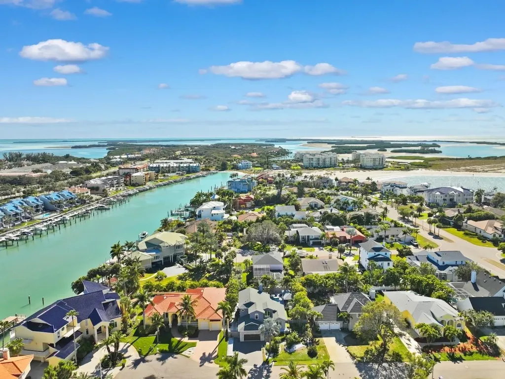648 Santa Maria Drive Tierra Verde FL 33715