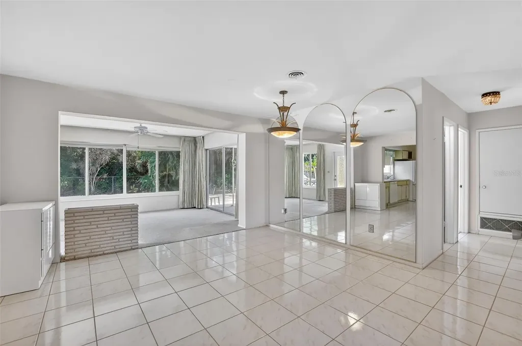 450 NW 12th Avenue Boca Raton FL 33486