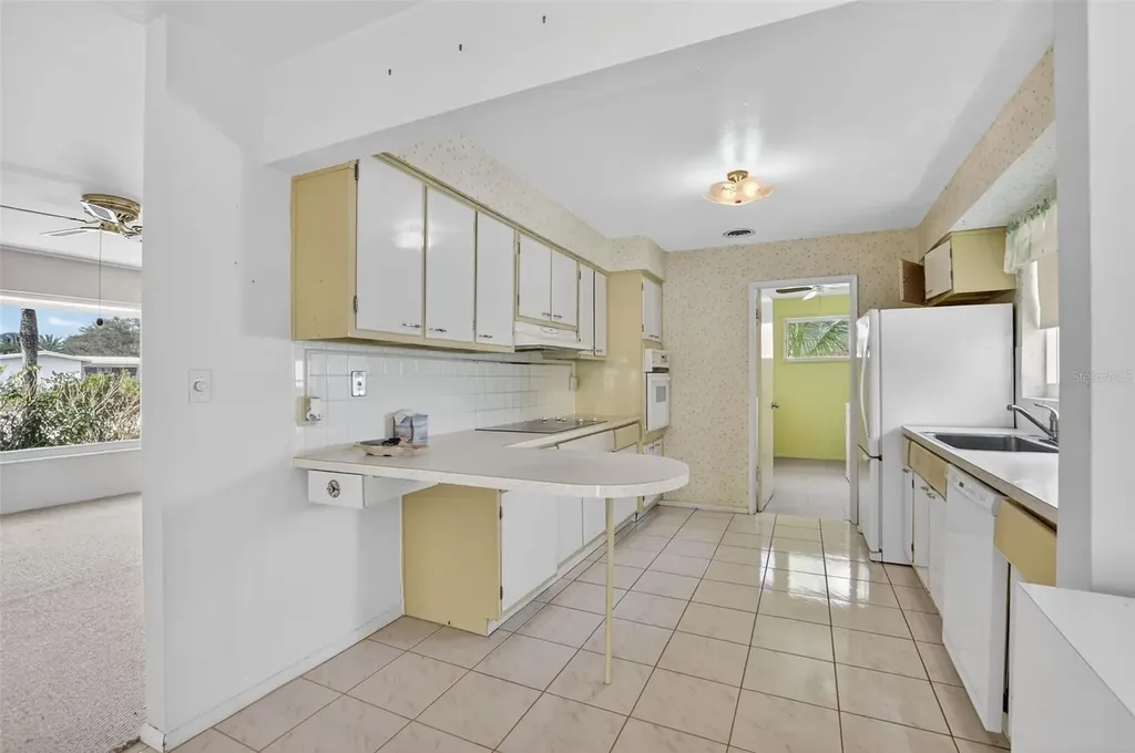 450 NW 12th Avenue Boca Raton FL 33486