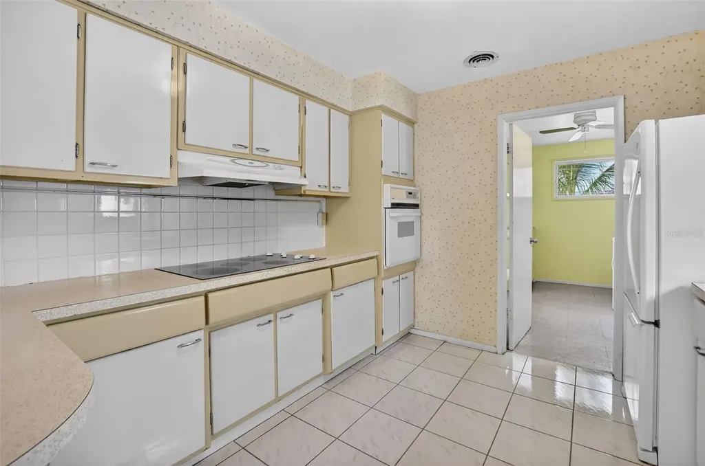 450 NW 12th Avenue Boca Raton FL 33486