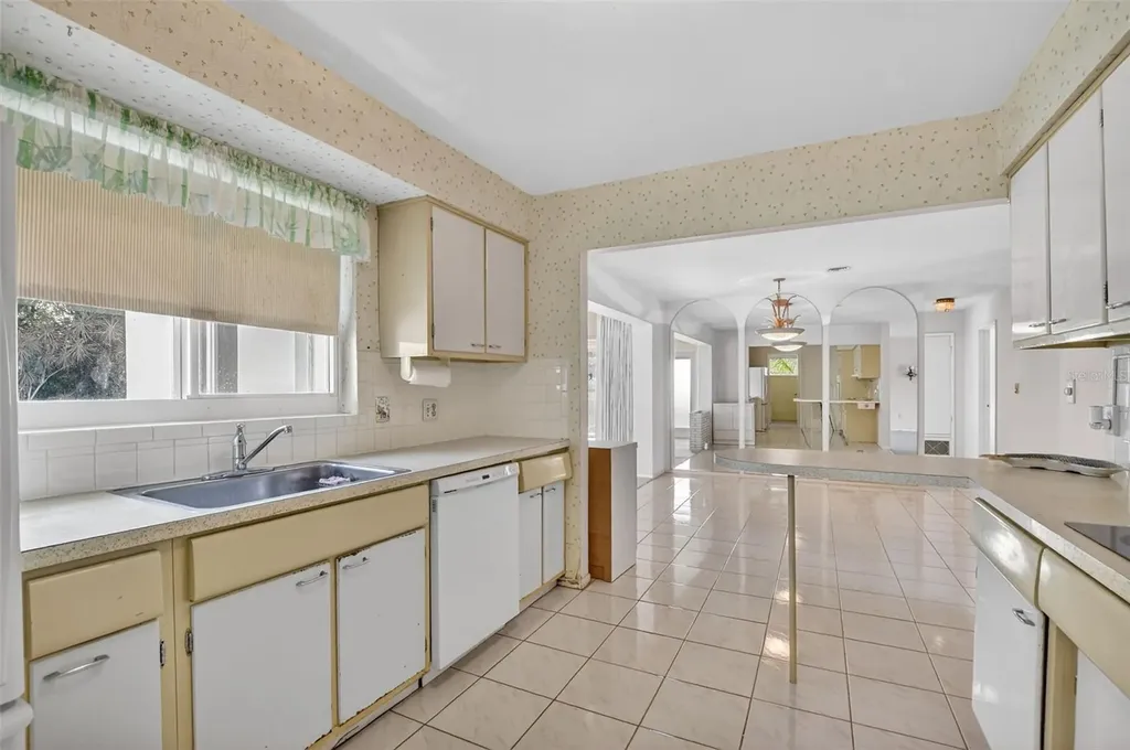 450 NW 12th Avenue Boca Raton FL 33486