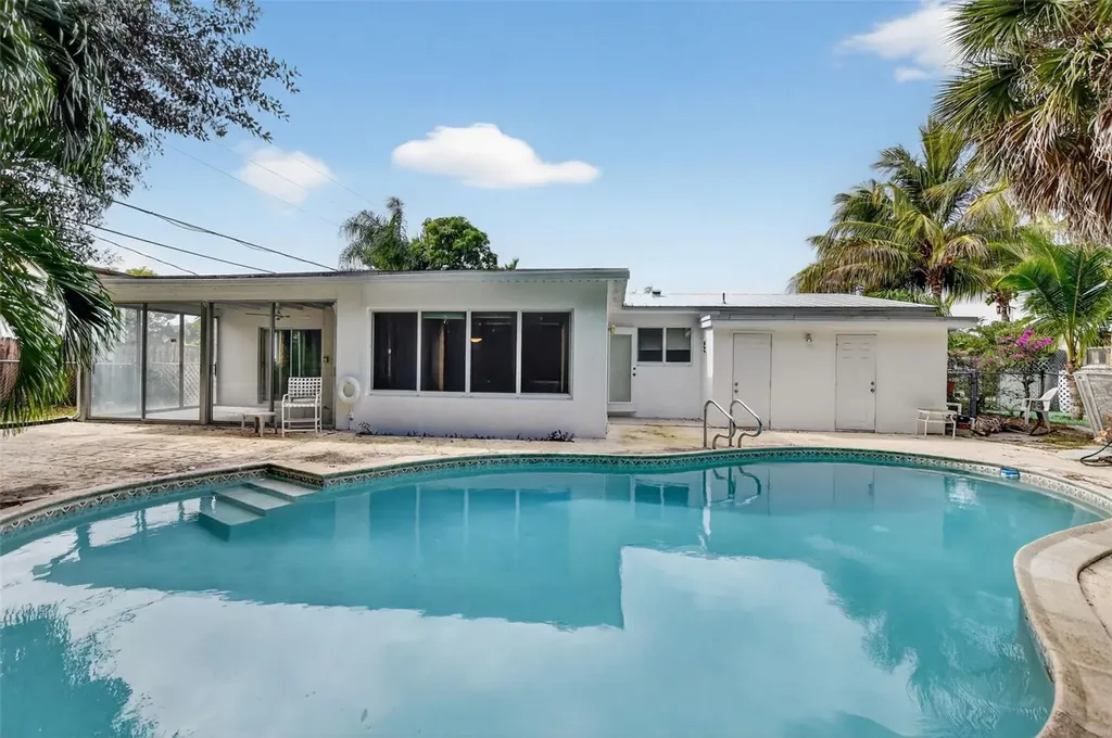 450 NW 12th Avenue Boca Raton FL 33486
