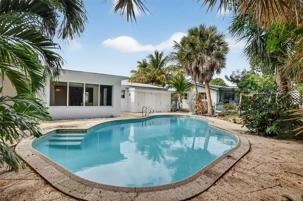 450 NW 12th Avenue Boca Raton FL 33486