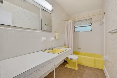 450 NW 12th Avenue Boca Raton FL 33486
