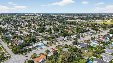450 NW 12th Avenue Boca Raton FL 33486