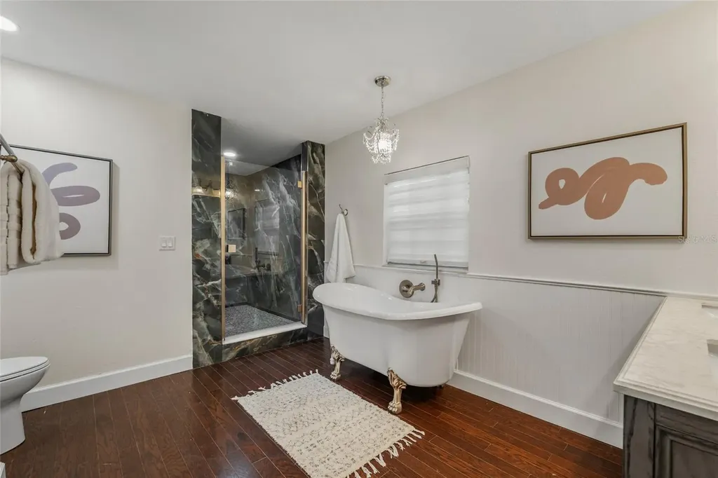 300 E Idlewild Avenue Tampa FL 33604