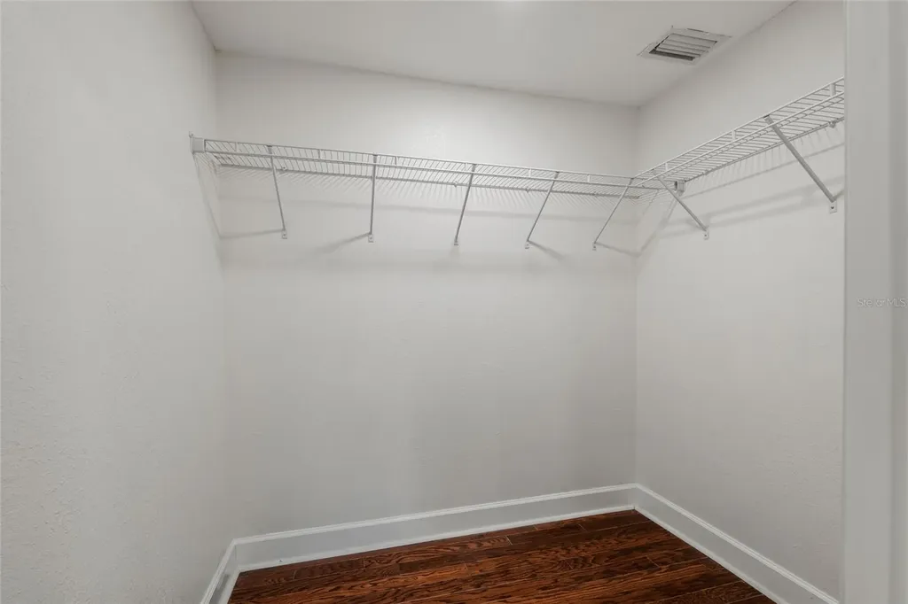 300 E Idlewild Avenue Tampa FL 33604