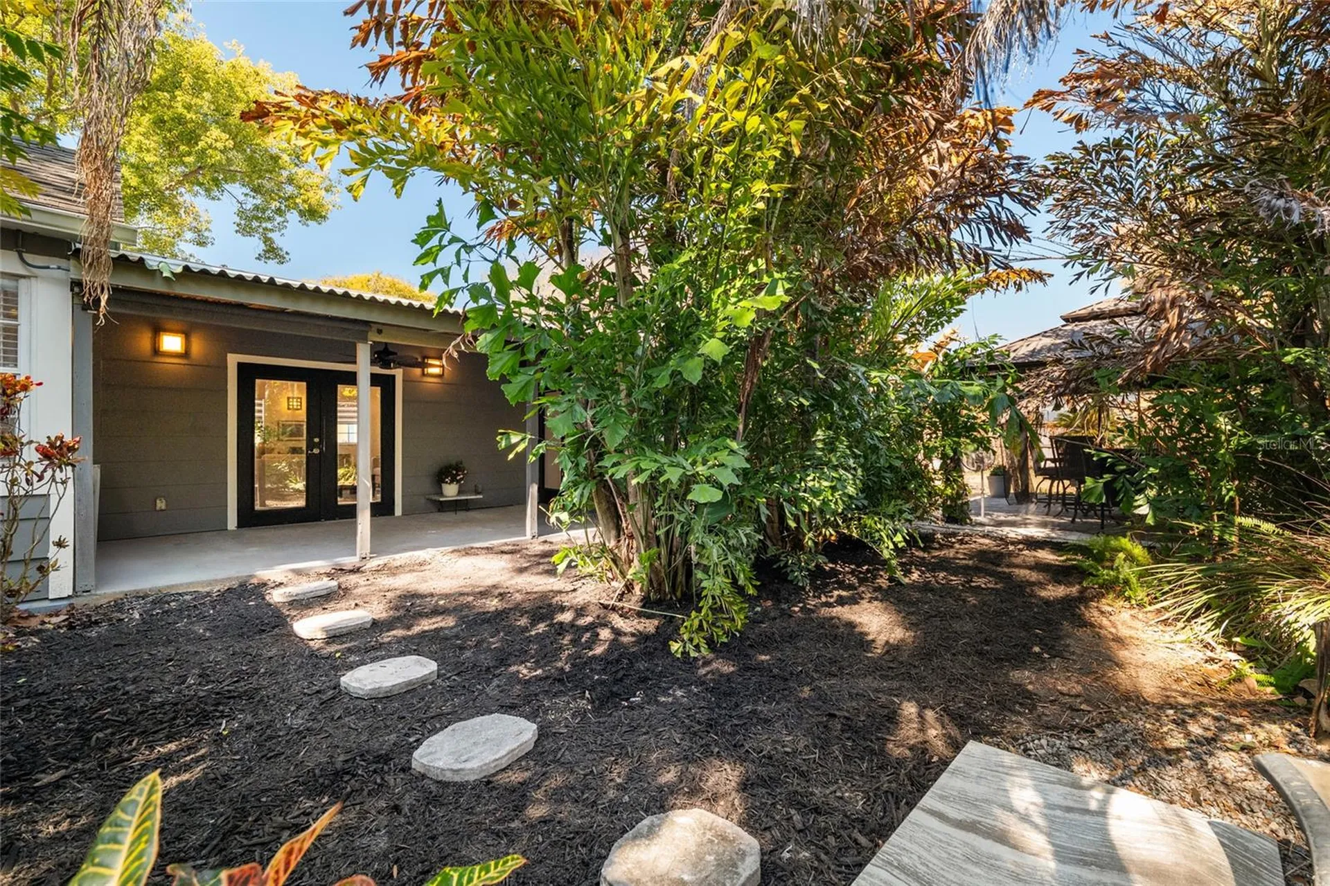 300 E Idlewild Avenue Tampa FL 33604