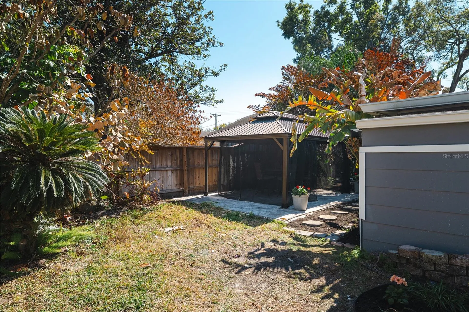 300 E Idlewild Avenue Tampa FL 33604
