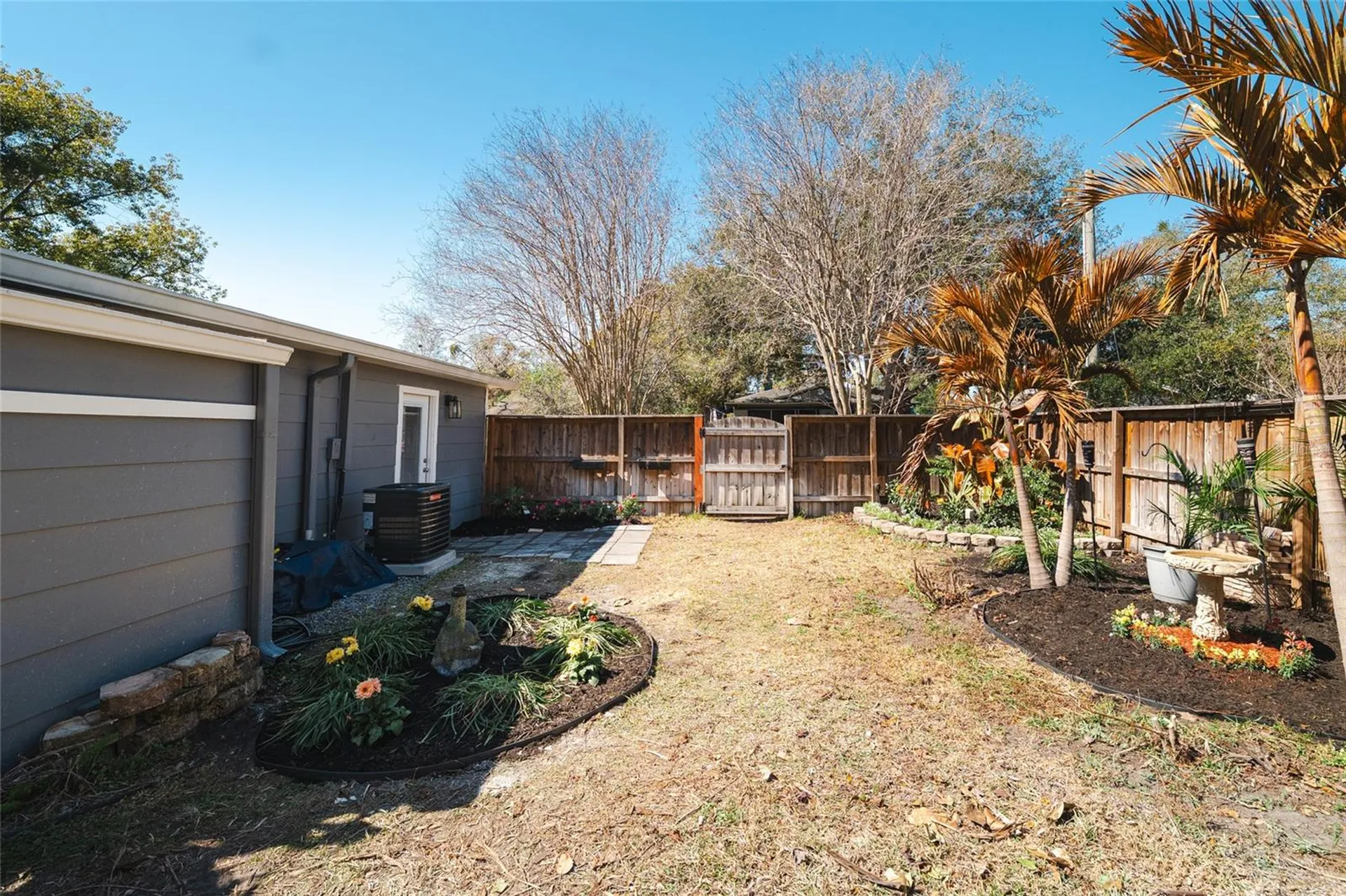 300 E Idlewild Avenue Tampa FL 33604