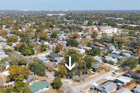 300 E Idlewild Avenue Tampa FL 33604