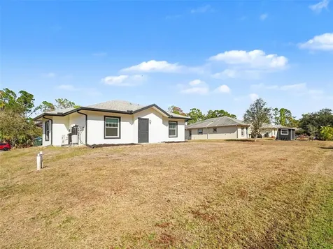 4539 Horseshoe Avenue North Port FL 34286
