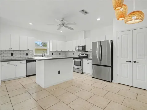 4539 Horseshoe Avenue North Port FL 34286