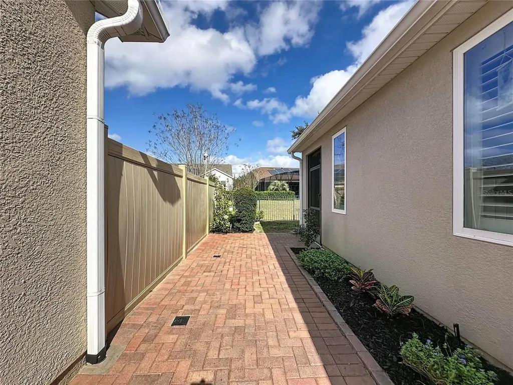 83 Bayou Bend Road Groveland FL 34736