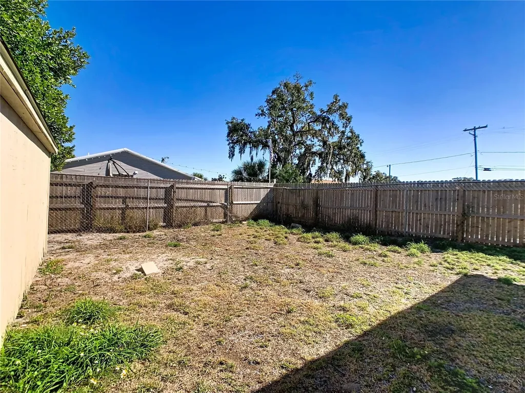1812 2nd Street NW Winter Haven FL 33881